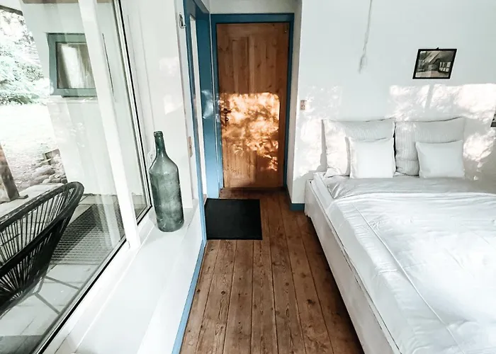 Voellige Ruhe Mitten In Der דירה *